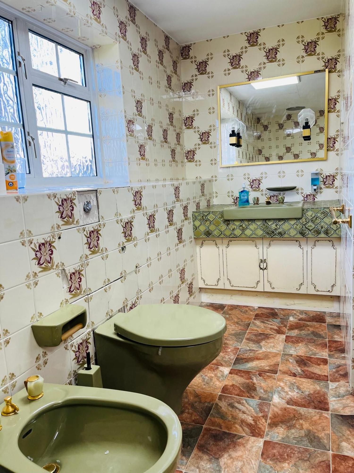 Unwind In Comfort At Cosy Caradus Your 4 Bedroom Home Sweet Home! Birmingham Ngoại thất bức ảnh
